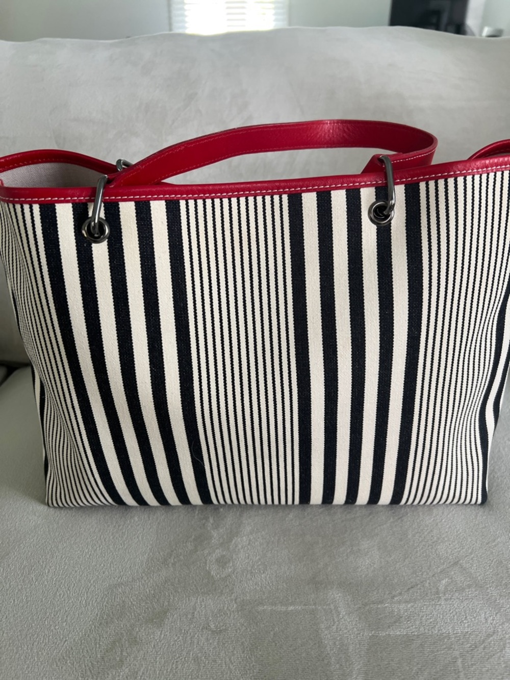 Longchamp Black and White Striped Shoulder Bag with Red Leather Trim - Picture 3 of 10